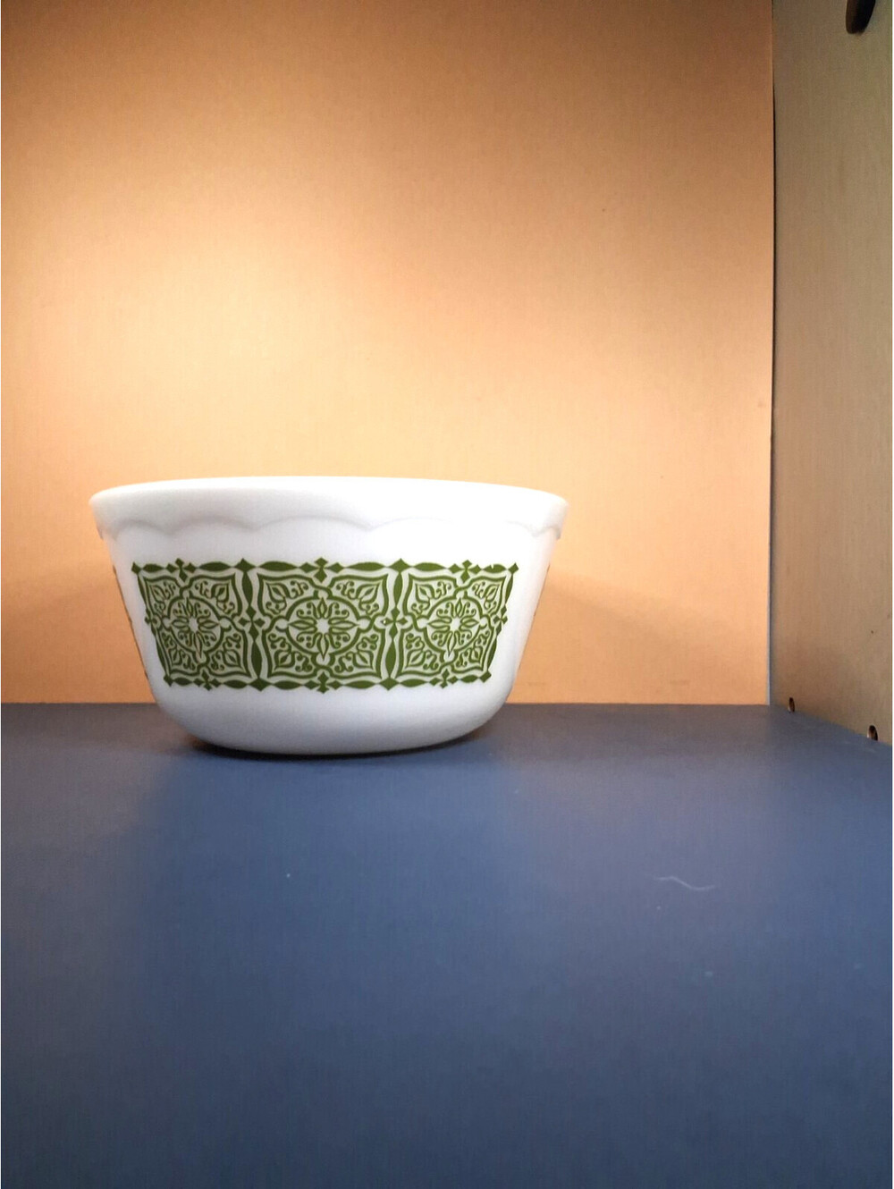 Vintage Hazel Atlas Milk Glass Mixing Bowls Set of 3 Green Geometric Pattern - Picture 9 of 11